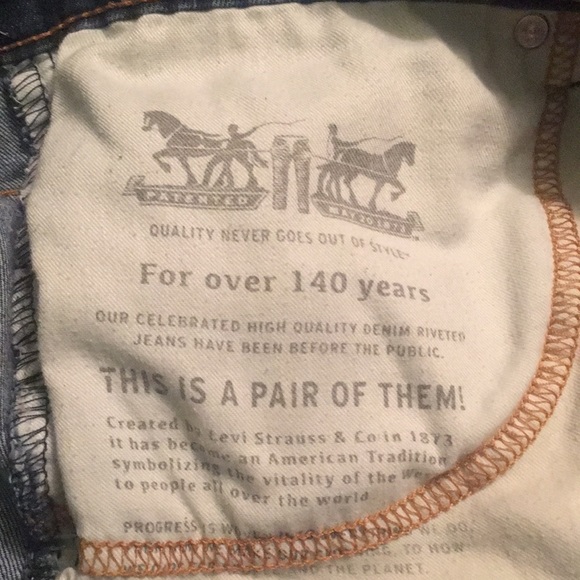 Levi’s - Picture 8 of 8
